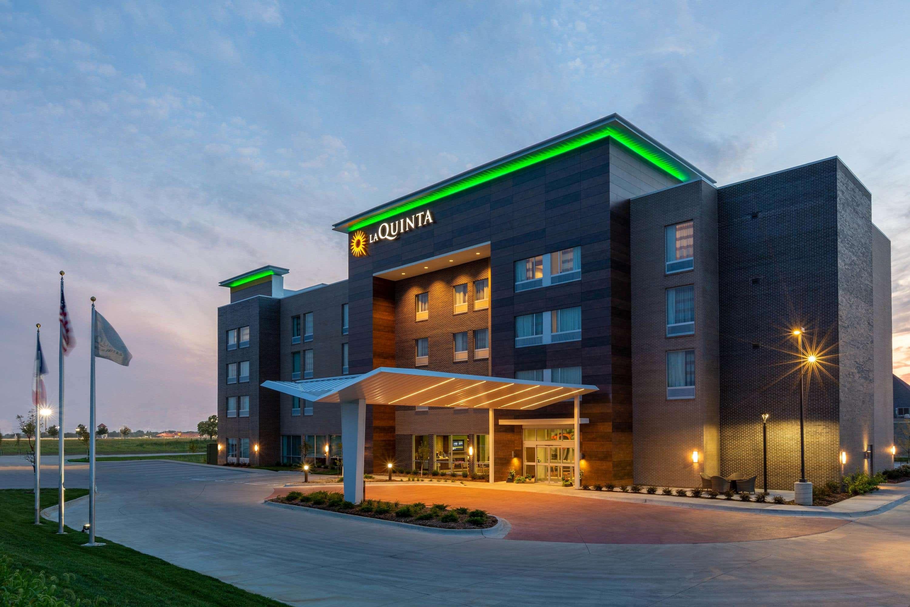 Готель La Quinta By Wyndham Altoona Des Moines Екстер'єр фото